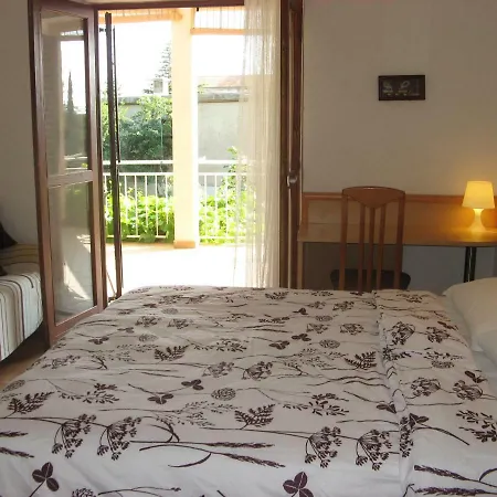 Apartments&rooms Milka *