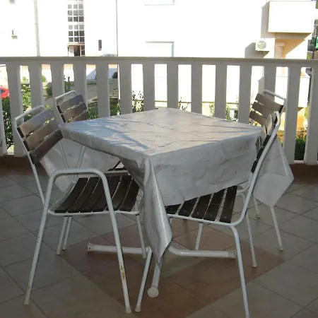 Appartement Apartments&rooms Milka Starigrad Paklenica