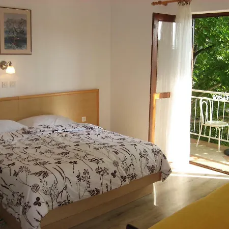 Apartments&rooms Milka Apartment Starigrad Paklenica