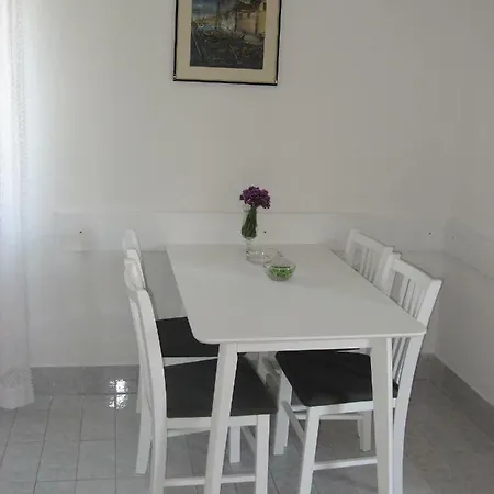 Apartments&rooms Milka Starigrad Paklenica