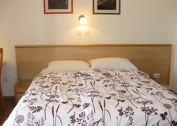 Apartments&rooms Milka Starigrad Paklenica