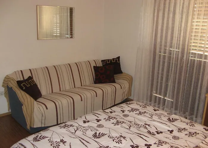 Apartments&rooms Milka ستاريغغاد باكلينتسا