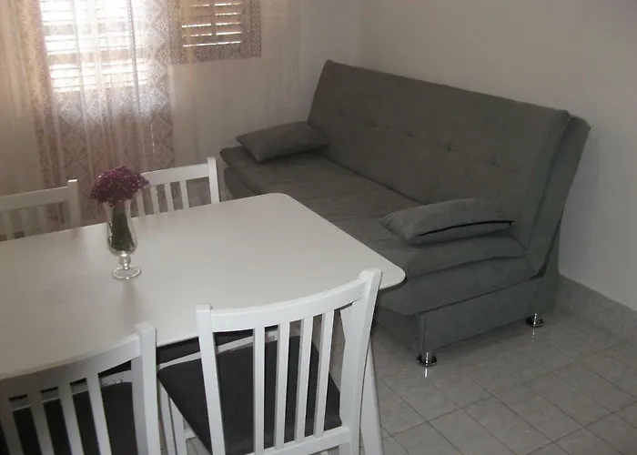 Apartments&rooms Milka ستاريغغاد باكلينتسا