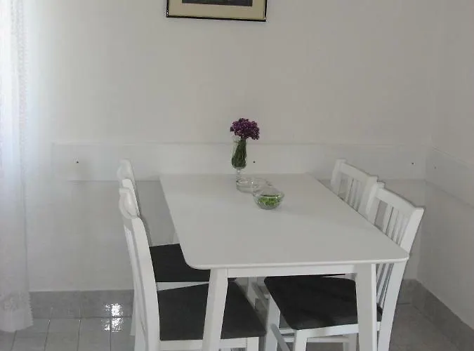 Apartments&rooms Milka 斯塔利格拉德-帕克利尼卡